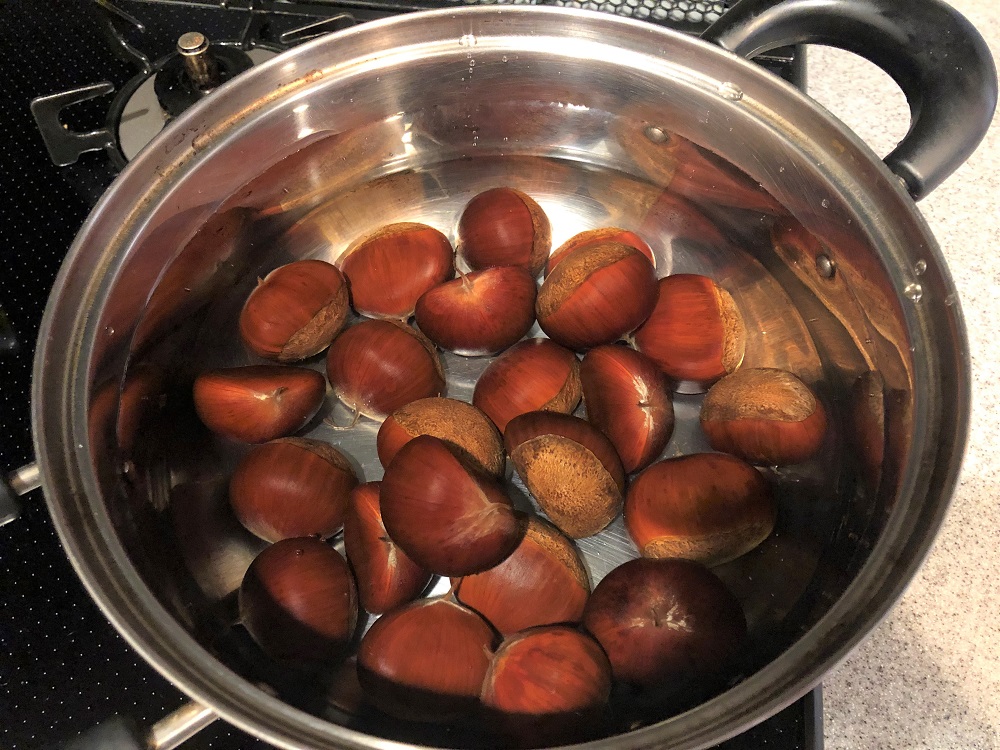 秋の味覚、栗を茹でる。 | 家と、暮らしのこと。