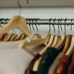 コートとマフラーを減らしてみた！クリーニング代を浮かせつつクローゼットもすっきりさせる。